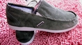 ขายรองเท้า crocs รุ่น santa cruzของแท้ๆ ใส่เบาสบายตาม สไตล์ crocs ราคา 990 เท่านั้น โทร 081-472-2028 