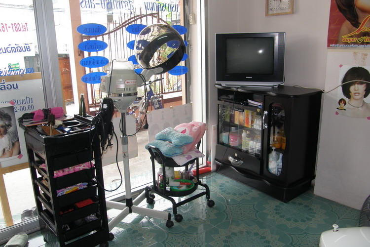 เซ้งร้านเสริมสวย & เล็บ ท้ายบ้าน สมุทรปราการ 55,000 บาท ต่อรองราคาได้ รูปที่ 3