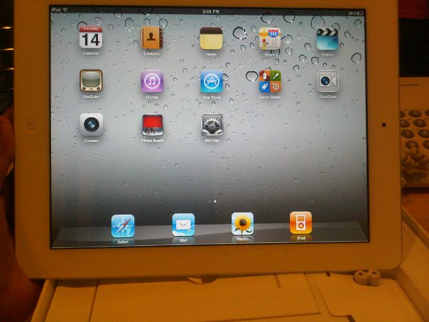 ใครสนใจจะซื้อ i pad มั้ย สีขาว 64 gig wifi.. ซื้อมายังไม่ได้ใช้เลยค่า สนใจแล้วบอกน้าคร้า.... ราคา 20000 จากราคามือ (1) 21900 บาท รูปที่ 5