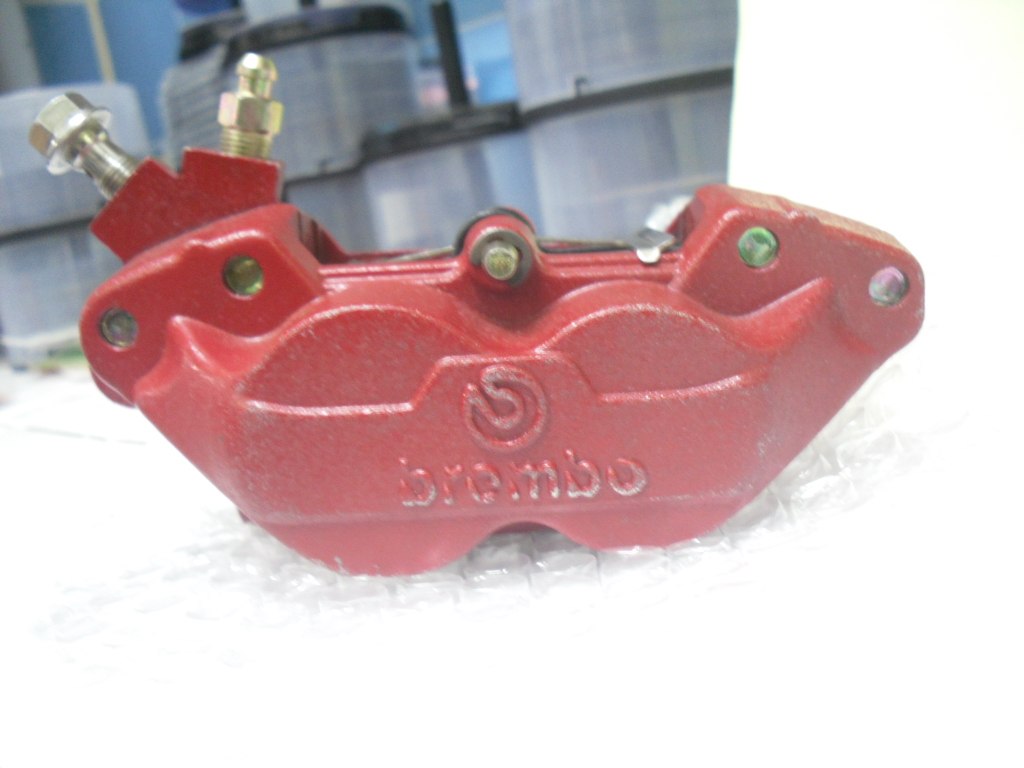 ขายปั๊มเบรค Brembo เทียม รูปที่ 1