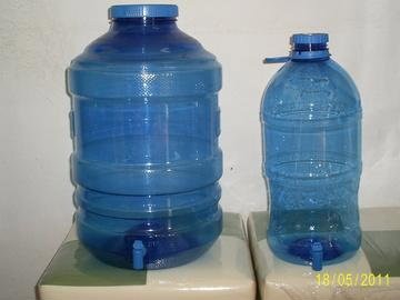 ถังน้ำดื่มสีฟ้า ขนาด18.9ลิตร และขนาด7.5ลิตร มีก๊อกในตัว น่าใช้มาก ราคาไม่แพง รูปที่ 1