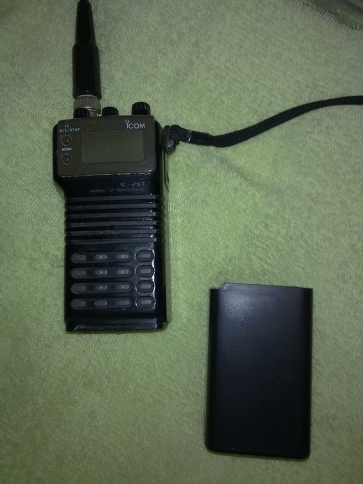 ต้องการขายเครื่องวิทยุสื่อสาร ดำ+แดง ยี้ห้อ Icom ic-2st และ ic-3fgx แท้ 100% ครับ รูปที่ 5