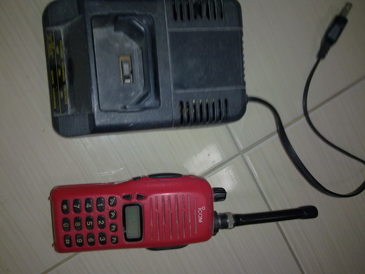ต้องการขายเครื่องวิทยุสื่อสาร ดำ+แดง ยี้ห้อ Icom ic-2st และ ic-3fgx แท้ 100% ครับ รูปที่ 4