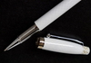 รูปย่อ ปากกา lv หมึกเคมี เปลี่ยนไส้ได้ ด้ามสีขาวงาช้าง หรูมาก รูปที่2