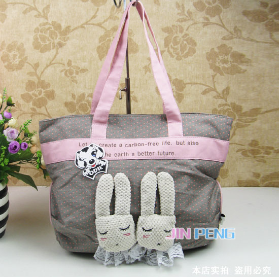 กระเป๋าผ้ากระต่ายคู่ 390 บาท www.toffeebow.com รูปที่ 1
