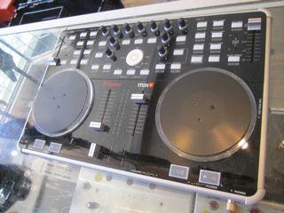 ขายด่วน!!!! VESTAX VCI-300 dj controller รูปที่ 1