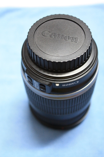 ขาย EF-S 18-200 f3.5-5.6 IS ประกันศูนย์เหลือ1ปี +Filter Hoya72mm.+ Hode รูปที่ 1