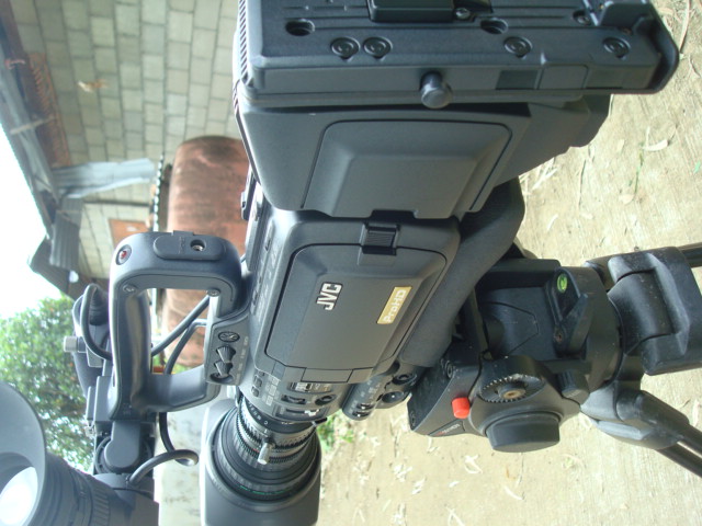 ขายกล้อง JVC GY HD201E สภาพดี ราคาถูก ด่วน รูปที่ 3