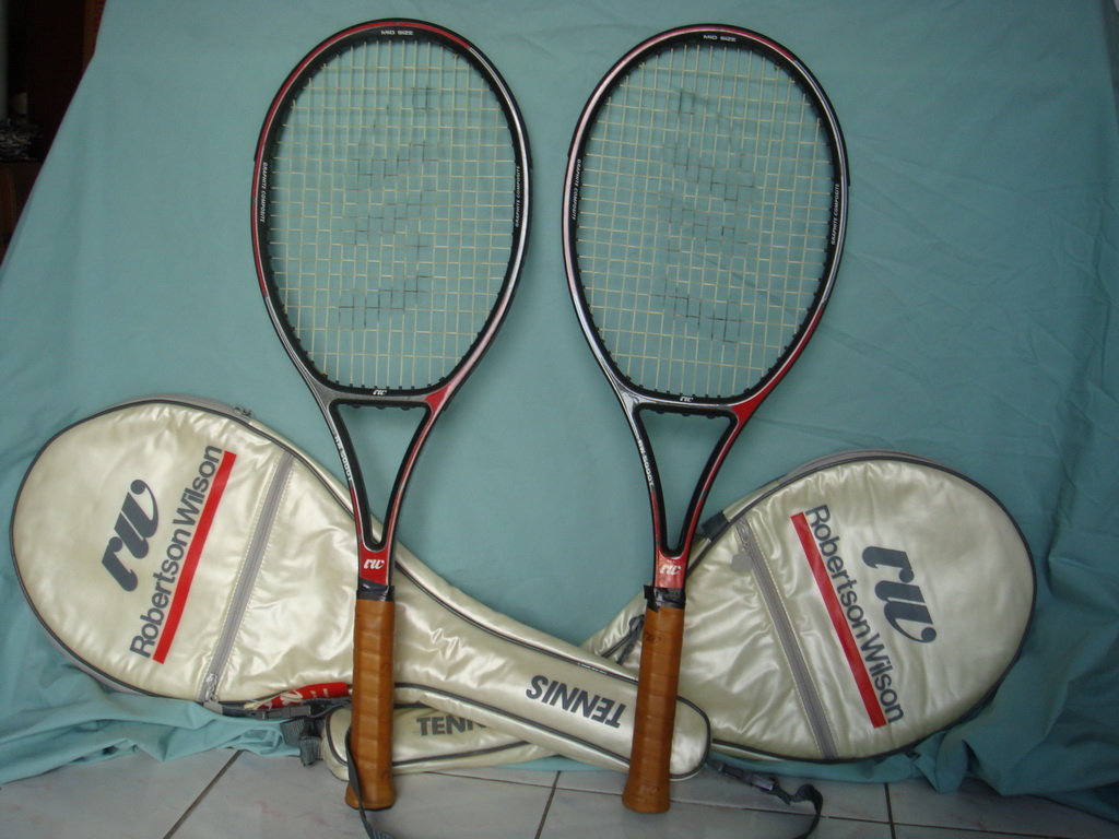 ## ไม้เทนนิส Wilson พร้อมกระเป๋า สภาพใหม่ ยังไม่ได้ใช้งาน ขายถูก ## รูปที่ 4