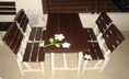 ขายชุดโต๊ะไม้ จามจุรี สีน้ำตาล ขาดำ เพ้นลายดอกไม้ (มือสองสภาพ 80%)