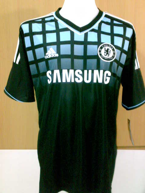 เสื้อบอลทีมรักมาแล้ว ๆ  รูปที่ 7