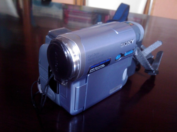 ขายกล้อง vdo Sony DCR-TRV22E ราคา 8,000 บาท จาก 3หมื่นกว่า รูปที่ 1