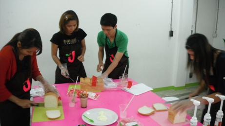 สมูทตี้ สอน เรียน วิธีทำ นมสด กาแฟปั่น น้ำปั่น น้ำผลไม้ปั่น smoothie ชามุก ชานมไข่มุก ชาไต้หวัน ชาเขียว  น้ำเพื่อสุขภาพ  รูปที่ 7
