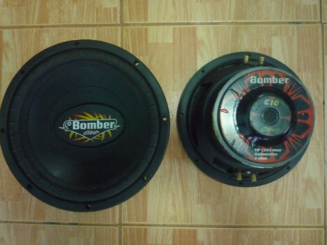 ลำโพง Bomber comp subwoofer 10 รูปที่ 1