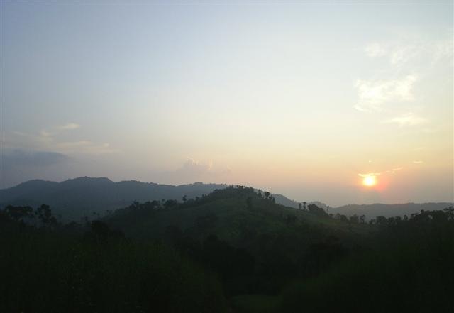 ที่สวย อ.น้ำหนาวพร้อมวิวมุมสูง(Namnao beautiful views)  รูปที่ 2