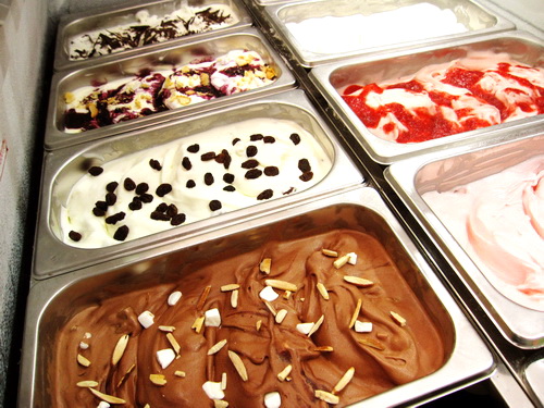 Icy Freeze (Homemade Ice Cream) ผู้ผลิตและขายส่งไอศกรีมโฮมเมด ในรูปแบบถ้วยและถาด รับจัดงานเลี้ยงต่างๆ รูปที่ 3