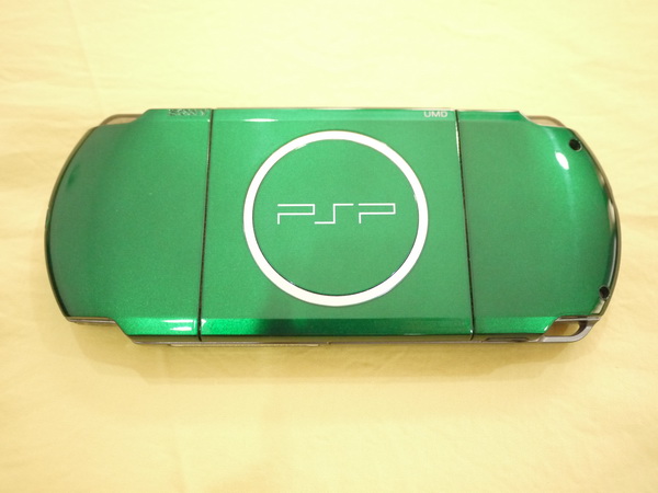 ขาย SONY PSP 3006 Spirited Green สีเขียว ใหม่มาก สภาพเทพสุดๆ แทบไม่ได้ใช้เพราะไม่มีเวลาเล่น รูปที่ 4