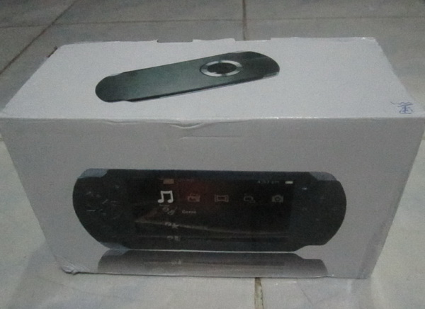 โปรโมชั่น เครื่องเล่น PSP จีน รุ่นใหม่ล่าสุด จอ 4.3 นิ้ว สามารถเล่น MP3 MP4 MP5 Game เมนูภาษาไทย ต่อ TV-Out ราคาถูกสุด ๆ รูปที่ 7