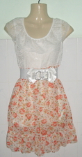 จัดเซ็ทเดรสแซกน้ำ 1+2  50 ตัว 2,400 บาท(ไม่รวมส่ง)