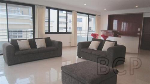 Saranjai Mansion: 1 Bed + 1 Bath, 141 Sq.m, 19th floor for Sale รูปที่ 2