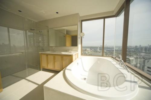 The Emporio Place: 3 Beds + 4 Baths, 160 Sq.m, 36th fl for Sale รูปที่ 1