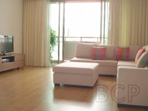 Silom Grand Terrace: 3 Beds + 3 Baths, 150 Sq.m for Rent รูปที่ 1