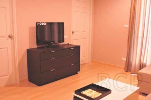 Life @ Sathorn 10: 2 Beds + 2 Baths, 63 Sq.m, 19th fl for Rent/Sale รูปที่ 5