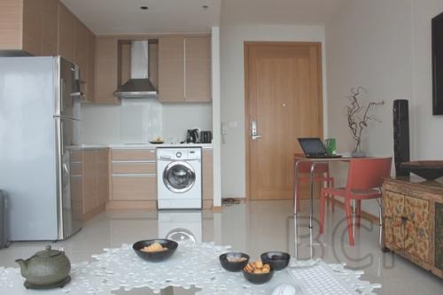 The Emporio Place: Studio + 1 Bath, 46 Sq.m, 28th fl for Rent รูปที่ 4
