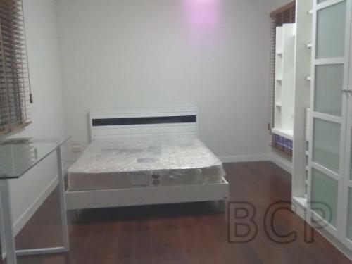 Bangkok Garden: 2 Beds + 2 Baths, 100 Sq.m, 17th fl for Rent รูปที่ 4