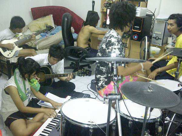 Patz Studio บริการอัดเสียง ทำเพลง ทุกชนิด คุณภาพมาตรฐาน ราคาประหยัด รูปที่ 3