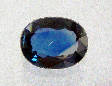 ไพลิน (Blue Sapphire) 1.59 กะรัต รูปที่ 1