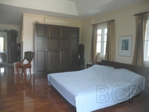 Land & House Nantawan: 5 Beds + 5 Baths, 450 Sq.m for Rent/Sale รูปที่ 2