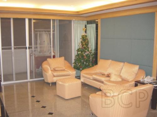 D.S. Tower II: 2 Beds + 2 Baths, 133 Sq.m, 10th fl for Sale รูปที่ 2