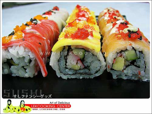 ++..เรียนทำซูชิกับLekcooking.ซูชิพื้นฐาน ซูชิสวยงามและซูชิทอด พร้อมโปรโมชั่นสุดคุ้มเพียงท่านละ990บาทเท่านั้ รูปที่ 4