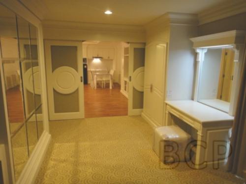 European Condominium: 1 Bed + 1 Bath, 75 Sq.m, 6th fl for Rent รูปที่ 3