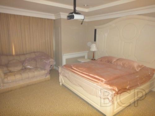 European Condominium: 1 Bed + 1 Bath, 75 Sq.m, 6th fl for Rent รูปที่ 1