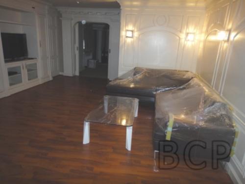 European Condominium: 1 Bed + 1 Bath, 75 Sq.m, 6th fl for Rent รูปที่ 4