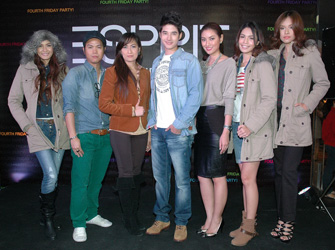 มาริโอ้ กับ ESPRIT- Perfect Me 3 Looks เปลี่ยนหล่อได้ด้วยเสื้อผ้า 3 ชิ้น รูปที่ 1