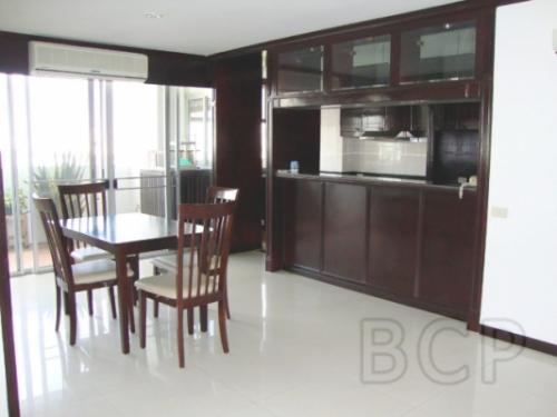 D.S. Tower II: 3 Beds + 2 Baths, 123 Sq.m, 10th fl for Sale รูปที่ 1