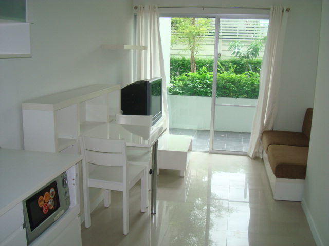 For sale condo Near MRT Phraram 9 Subway 45.68 Sq.m. 1 Br. 1 Bath,Fully furnished 2,400,000 THB. รูปที่ 4
