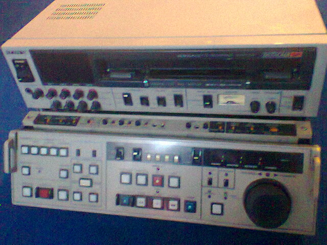 ขาย batacam sp ของยี่ห้อSONY videocassette recorder BVW-70 P รูปที่ 1