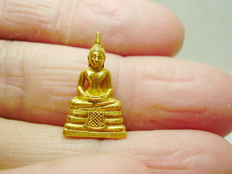 พระหลวงพ่อโสธร เนื้อทองคำ นน.4.90 g รูปที่ 2