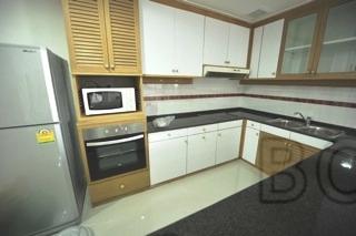 Richmond Palace: 3 Beds + 3 Baths, 146 Sq.m for Rent/Sale รูปที่ 6