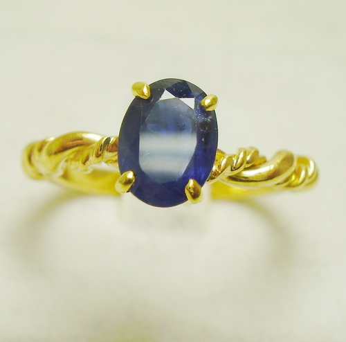 แหวนไพลิน Blue Sapphire ทองเก่า ราคาเบา รูปที่ 1