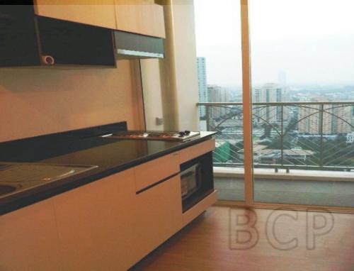 The Complete Narathiwas: 1 Bed + 1 Bath, 35 Sq.m, 26th fl for Rent รูปที่ 1