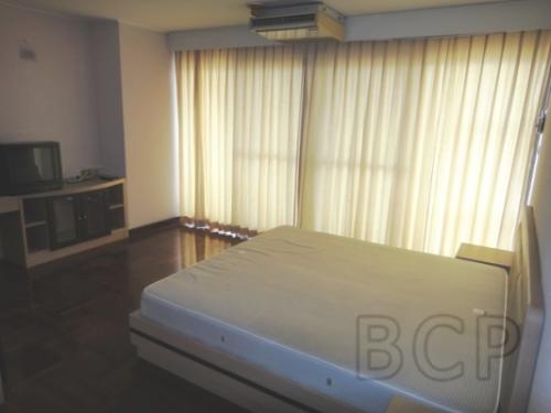 Richmond Palace: 3 Beds + 2 Baths, 143 Sq.m, 17th fl for Sale รูปที่ 3
