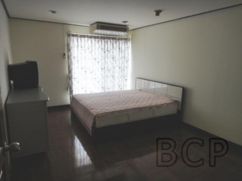 Richmond Palace: Penthouse 4 BR + 3 Baths, 290 Sq.m, 23rd fl for Sale รูปที่ 5
