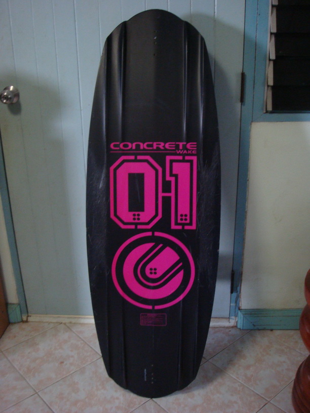 ขาย Wakeboard ด่วน!!!!!!!!!!!!!!!!!!!!!! บอร์ด + บูธ + หมวก รูปที่ 3