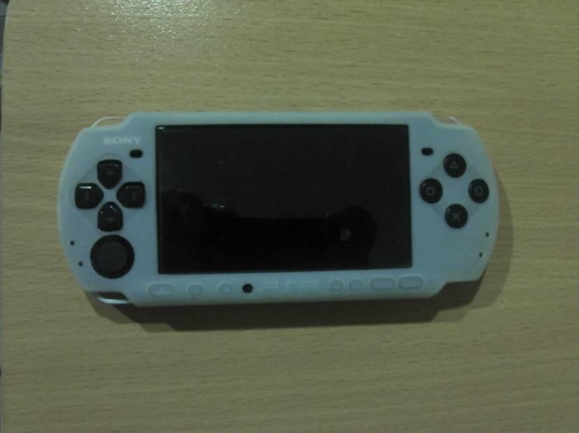 ขายเกมส์ PSP  รุ่น 3001    ใช้แค่ 6 เดือน สภาพ 95% รูปที่ 3