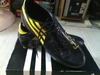 รูปย่อ ขายรองเท้าสตั๊ด adidas F50 ราคา 2500 บาท สภาพ 90 % เบอร์ 41 ครับ รูปที่1